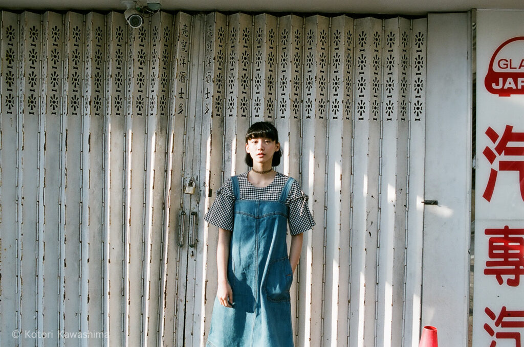 violet diary | 川島小鳥 KOTORI KAWASHIMA