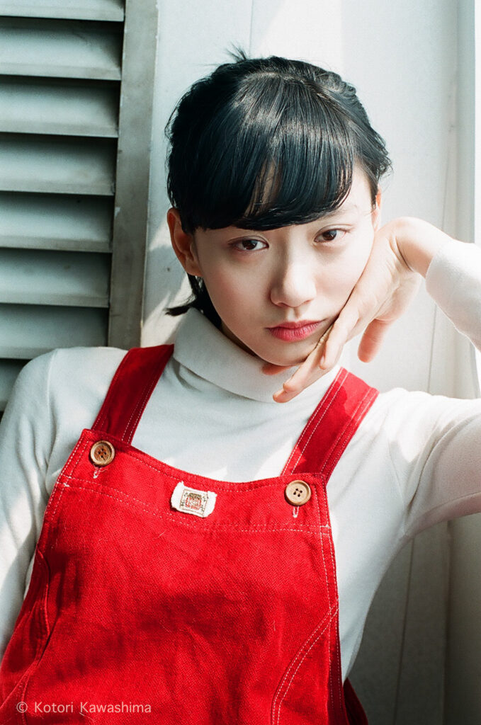 violet diary | 川島小鳥 KOTORI KAWASHIMA